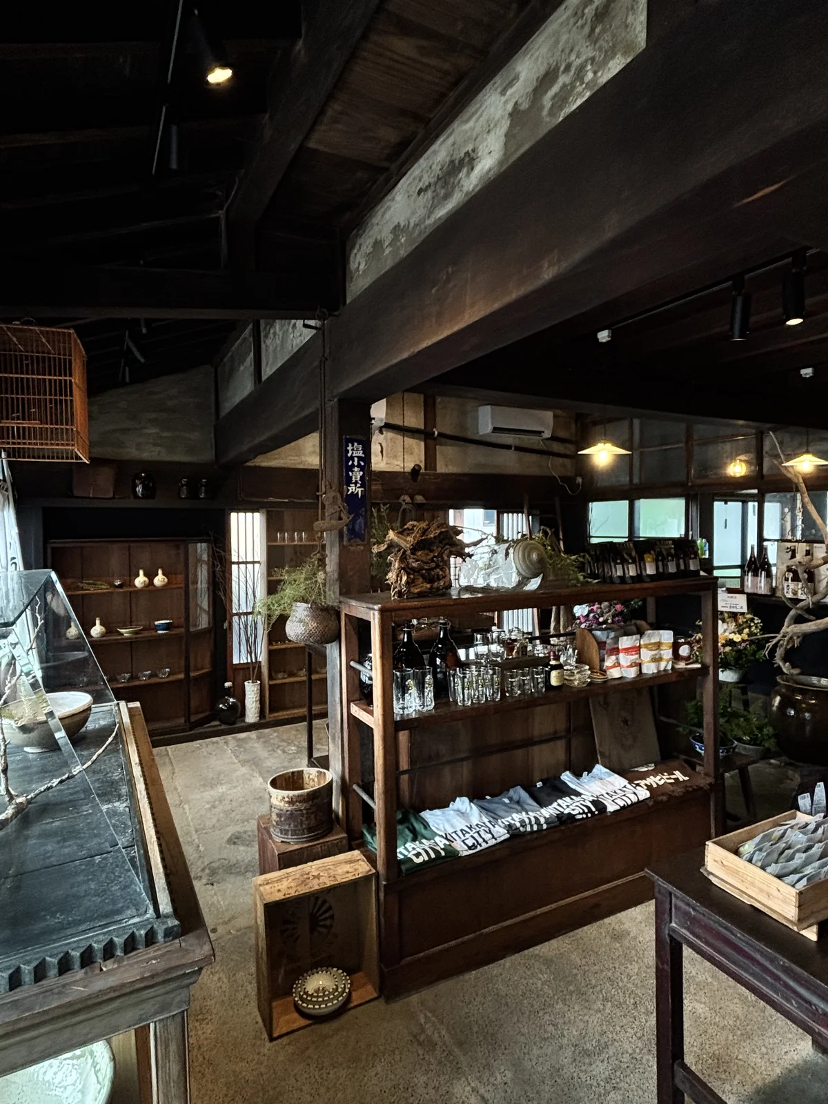 空間コーディネート — 店舗